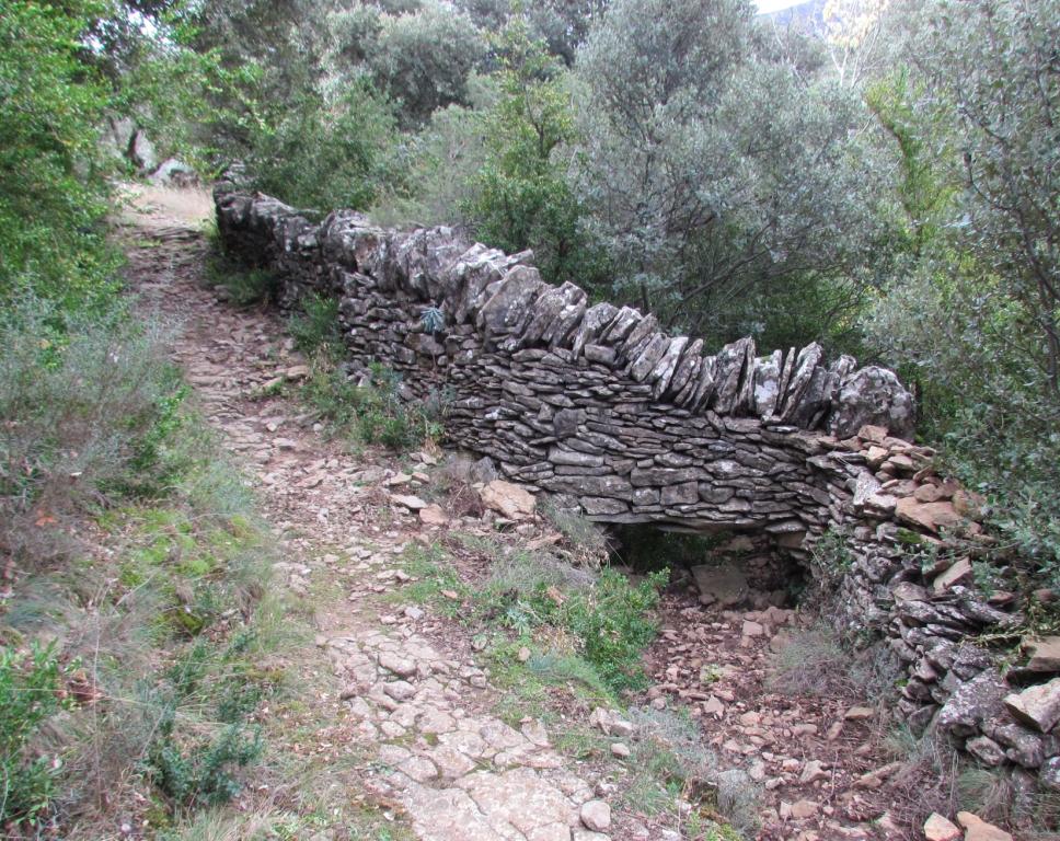 Santialpino: Cañón de Mascún, Ermita Virgen del Castillo, Peña Picarda ...